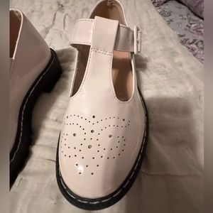 Cream, size 9, Torrid Mary Jane’s